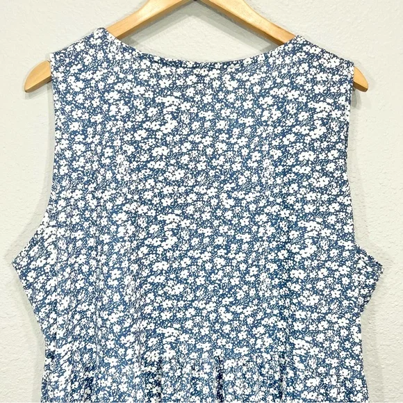 NWOT Boutique Floral Sleevless V-neck Shirt-Dress - Picture 11 of 12